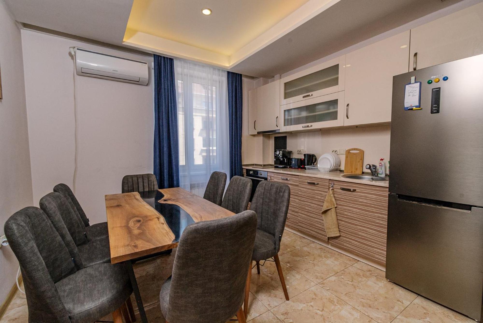 3Bdr, Top Center Retreat, City Heart, Free Parking Sofia Extérieur photo