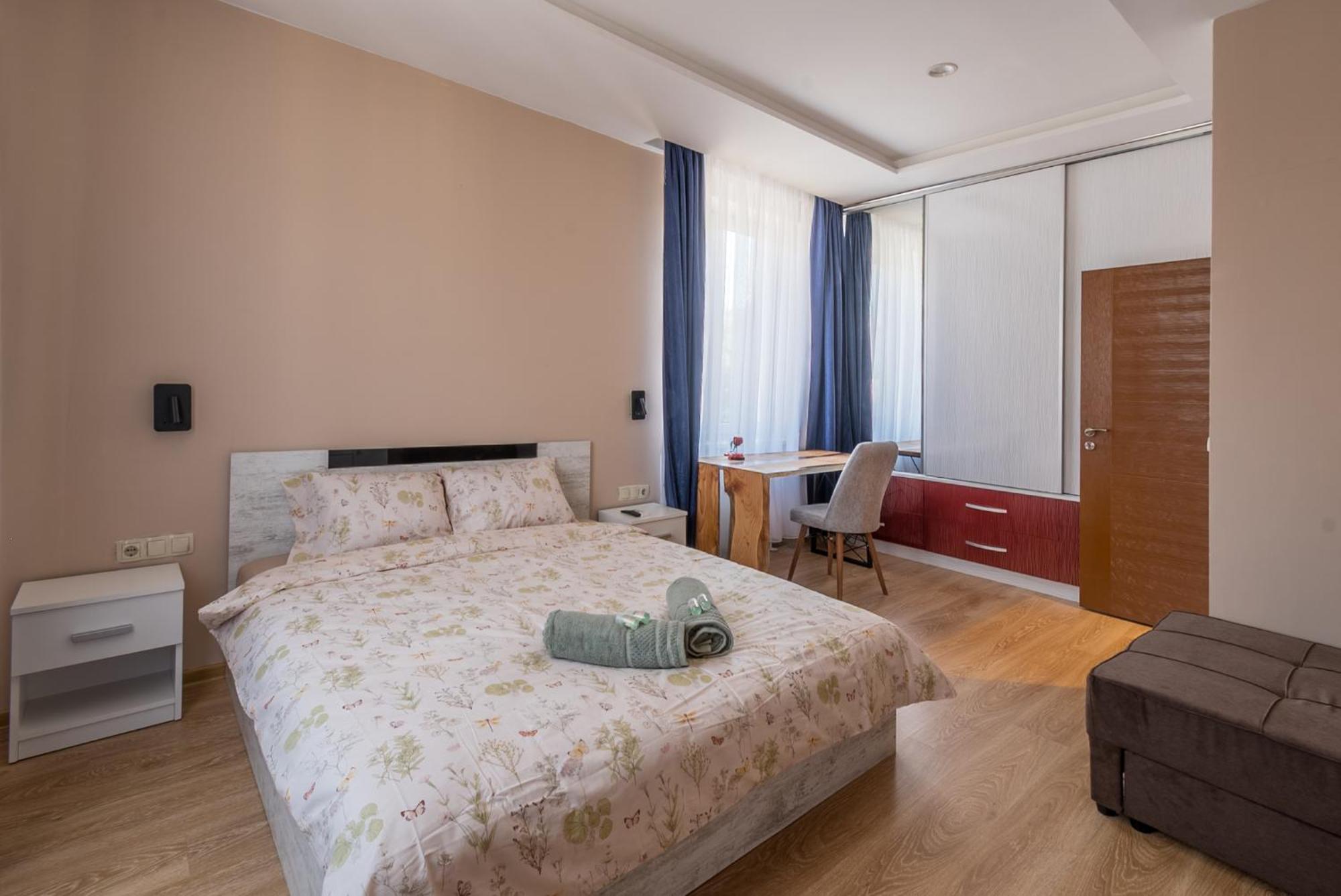 3Bdr, Top Center Retreat, City Heart, Free Parking Sofia Extérieur photo