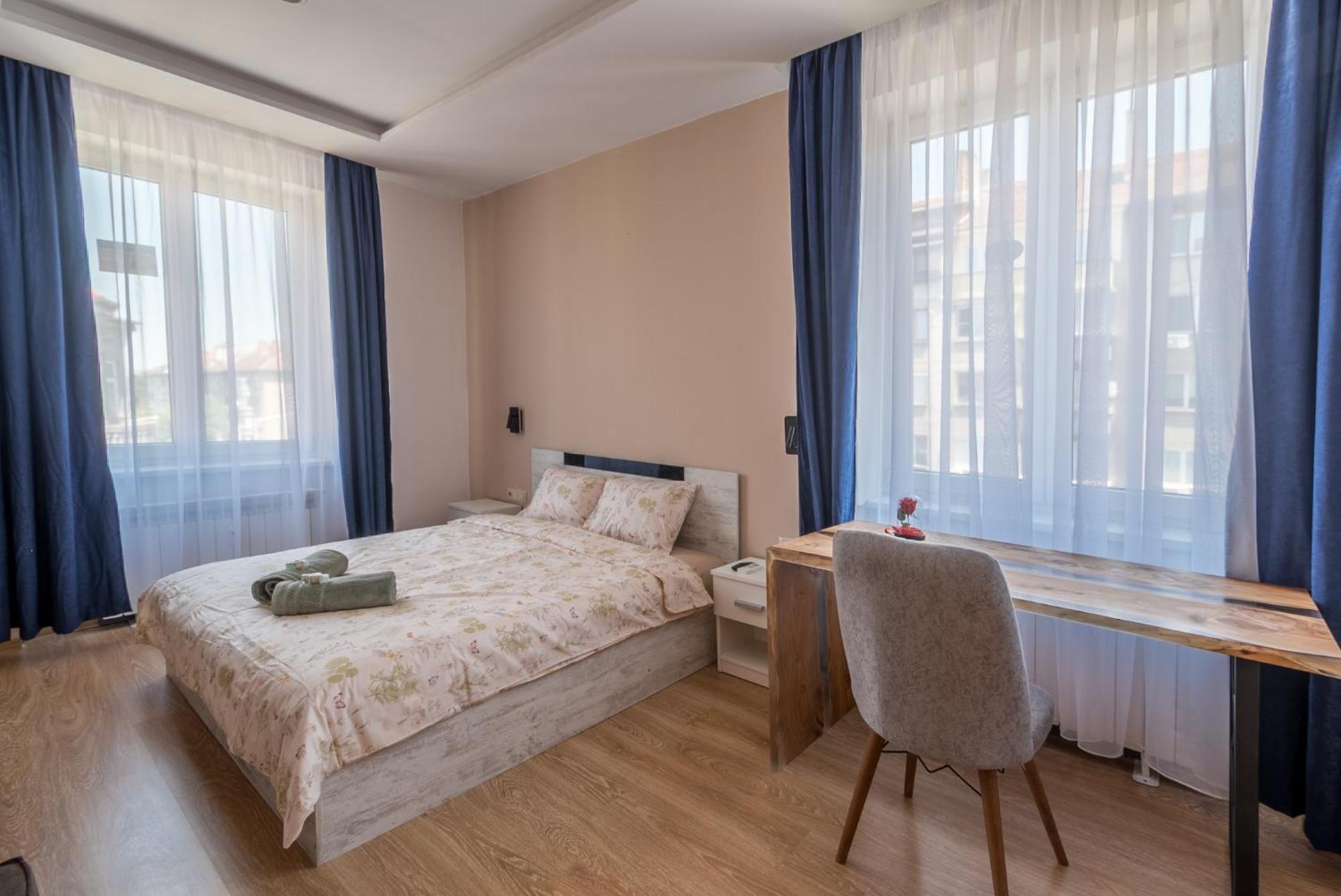3Bdr, Top Center Retreat, City Heart, Free Parking Sofia Extérieur photo